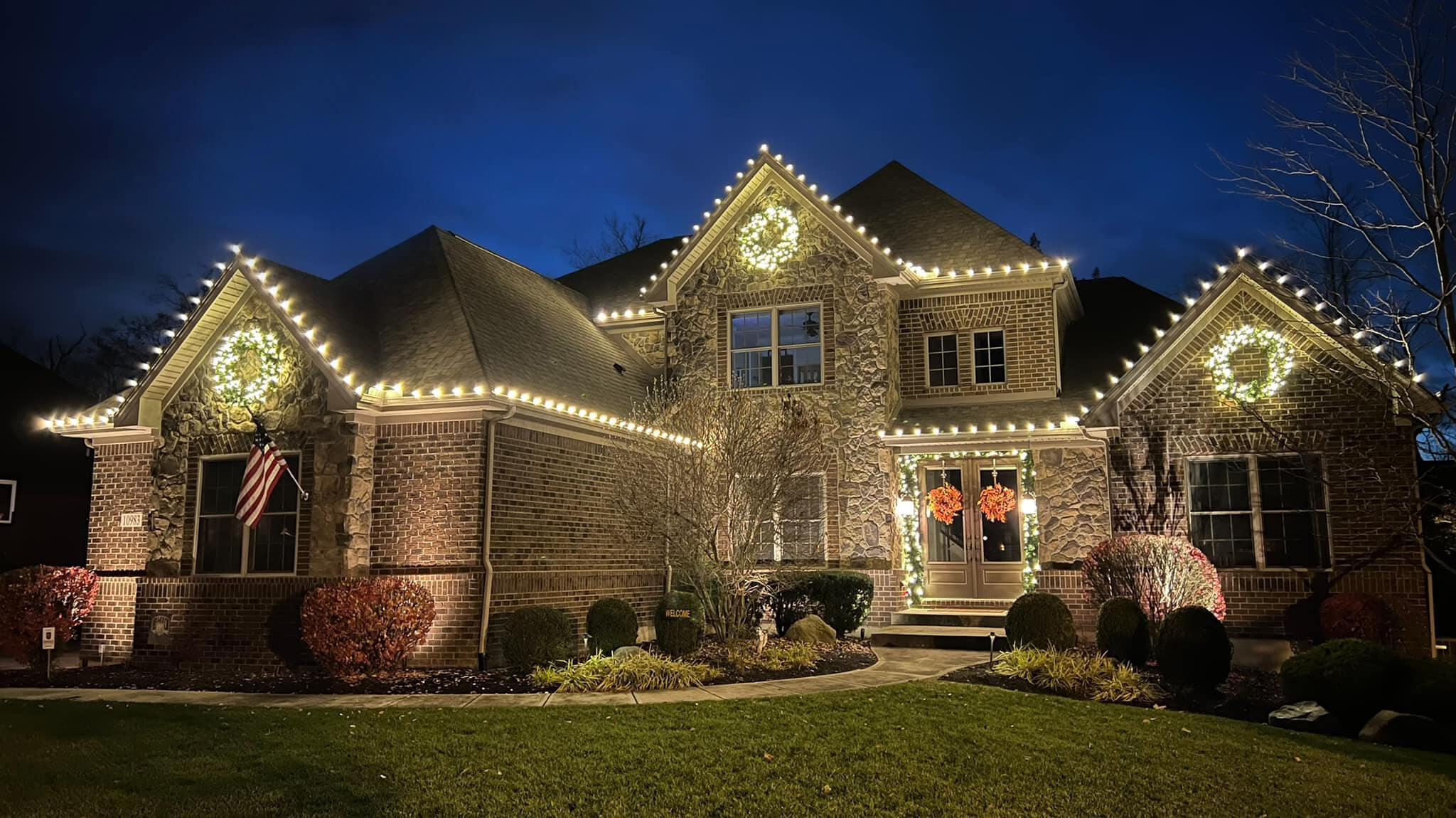 Christmas Light Pros - Light'n Up Ohio